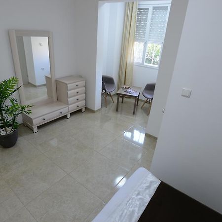 Olga Beach Apartments Haifa Luaran gambar
