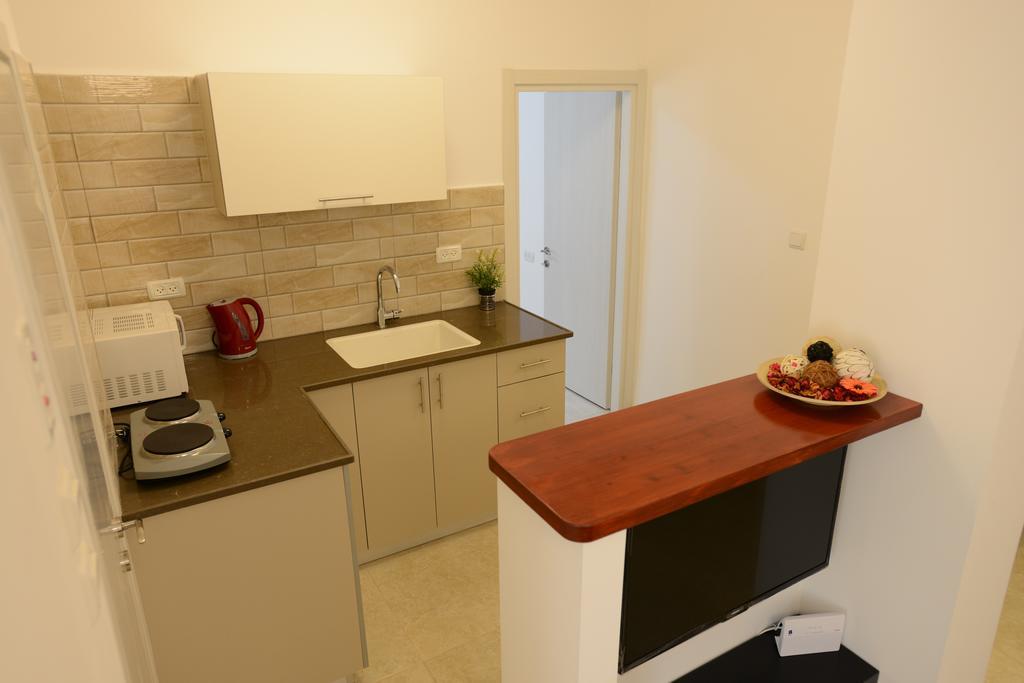 Olga Beach Apartments Haifa Luaran gambar