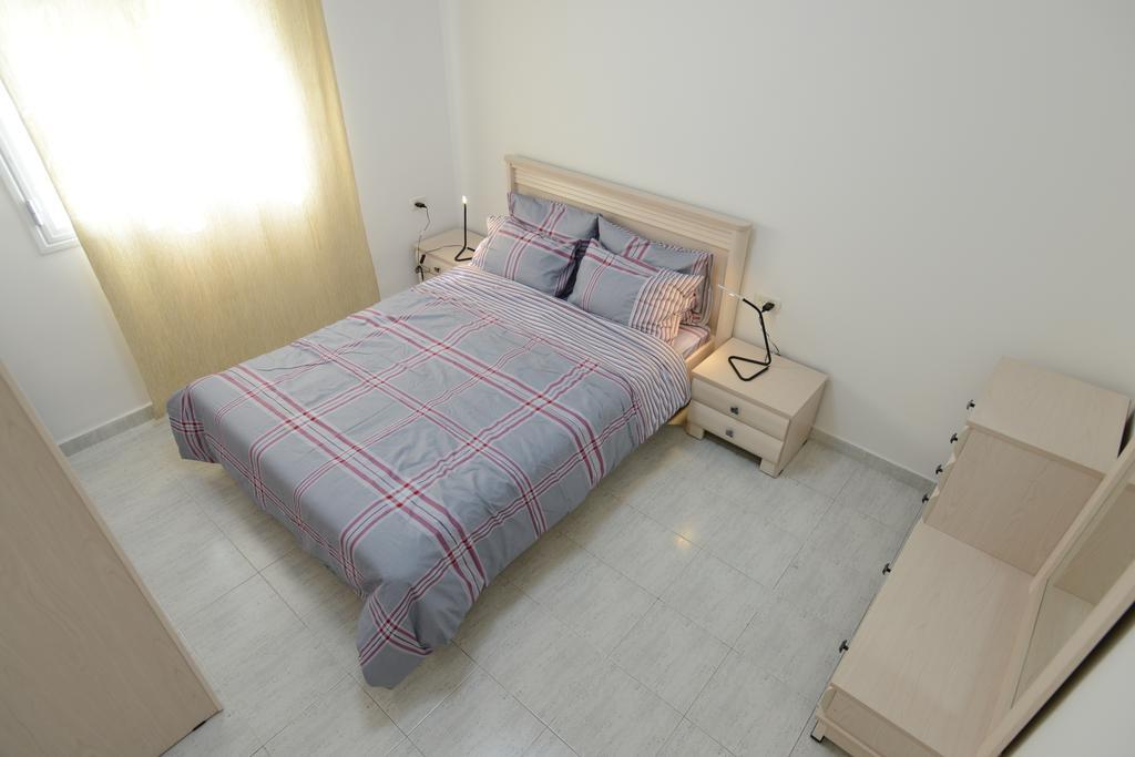 Olga Beach Apartments Haifa Luaran gambar